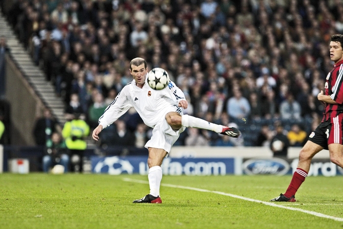 Tìm hiểu về HLV Real Madrid - Zinedine Zidane? 8