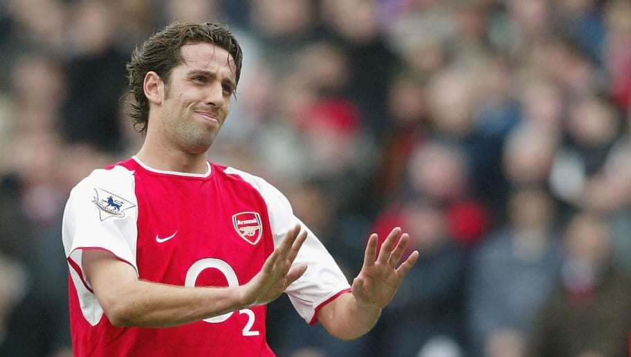 Arsenal 2004 - Đội hình mạnh nhất của Pháo Thủ trong lịch sử 16