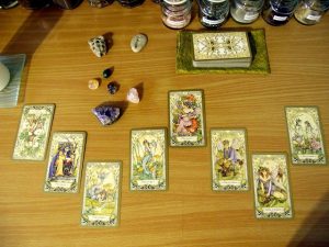 Hướng Dẫn Chi Tiết Cách Bói Bài Tarot Cho Người Mới Chơi 1