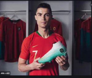 Giày đá bóng Ronaldo - Những đôi giày hàng tỉ đồng 45