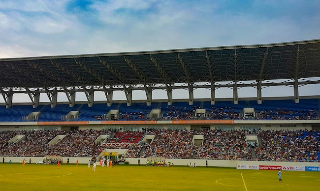 Tìm hiểu Sân bóng đá Hòa Xuân – Sân vận động SHB Đà Nẵng 5