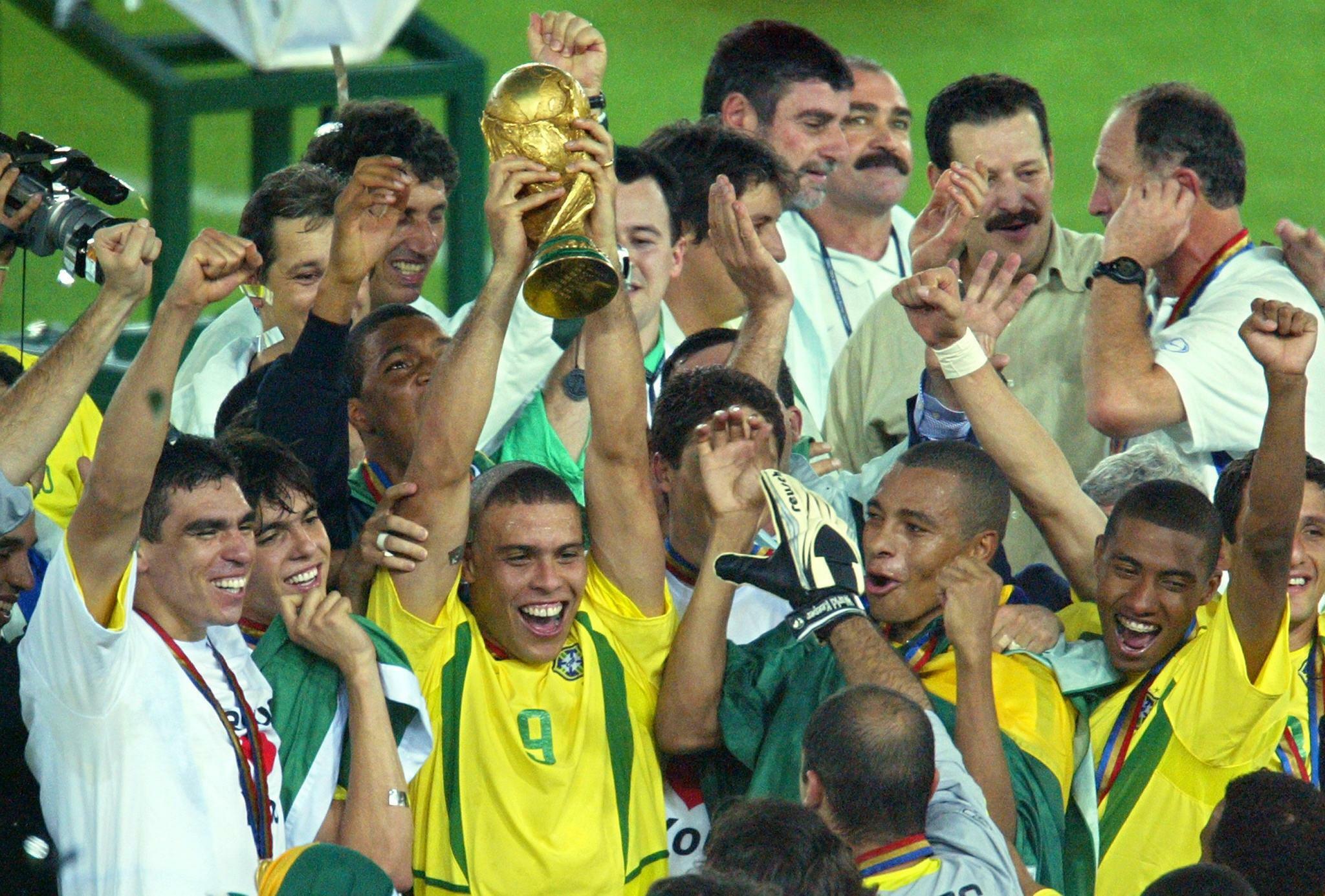 Thông tin về lịch sử phát triển đội tuyển bóng đá quốc gia Brazil 7